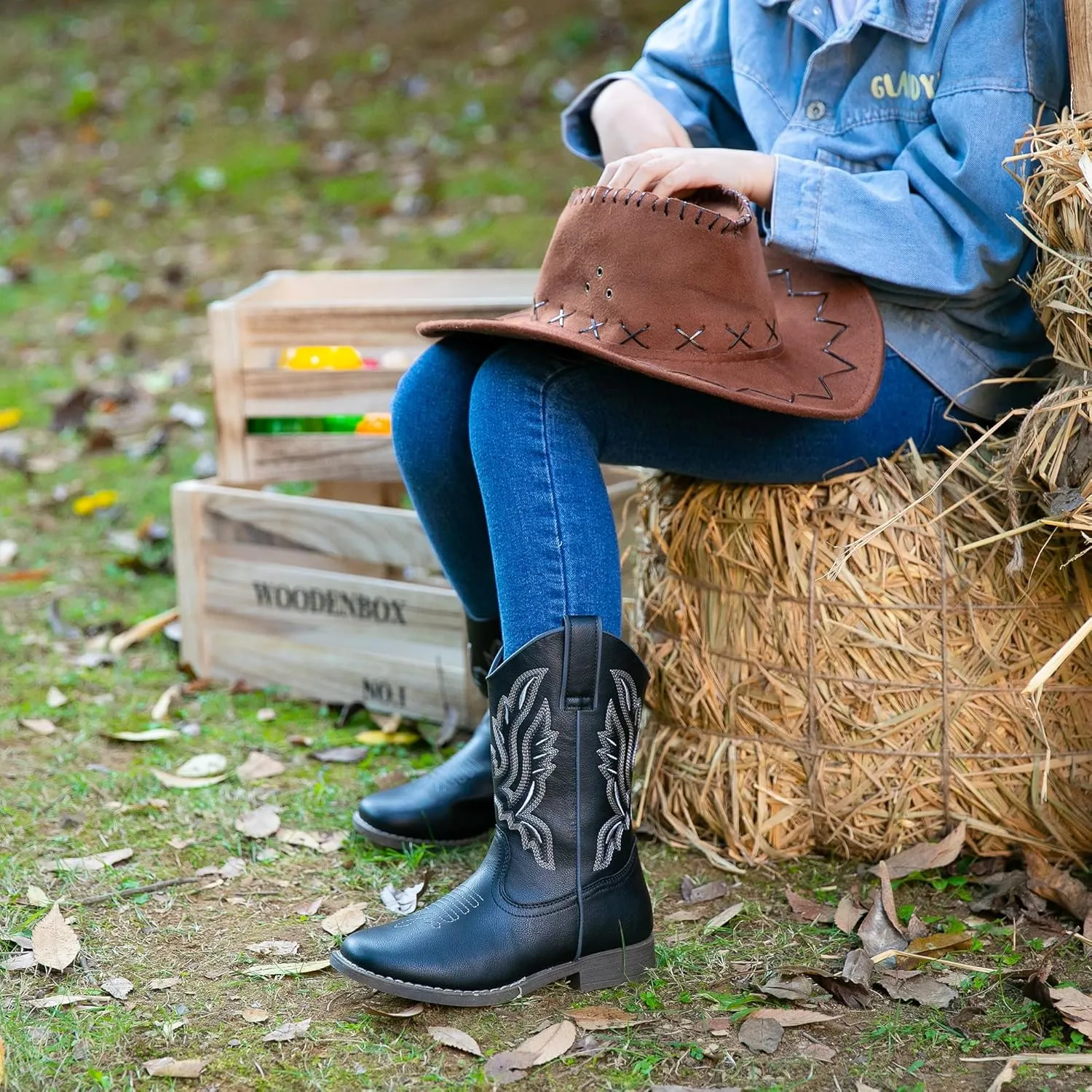 Apakowa Kids Cowboy Boots - Cowboy and Cowgirl Boots for Boys and Girls, Mid-Calf Square Toe Western Rodeo Boots with Embroidery and Side Zipper (Toddler/Little Kid/Big Kid)