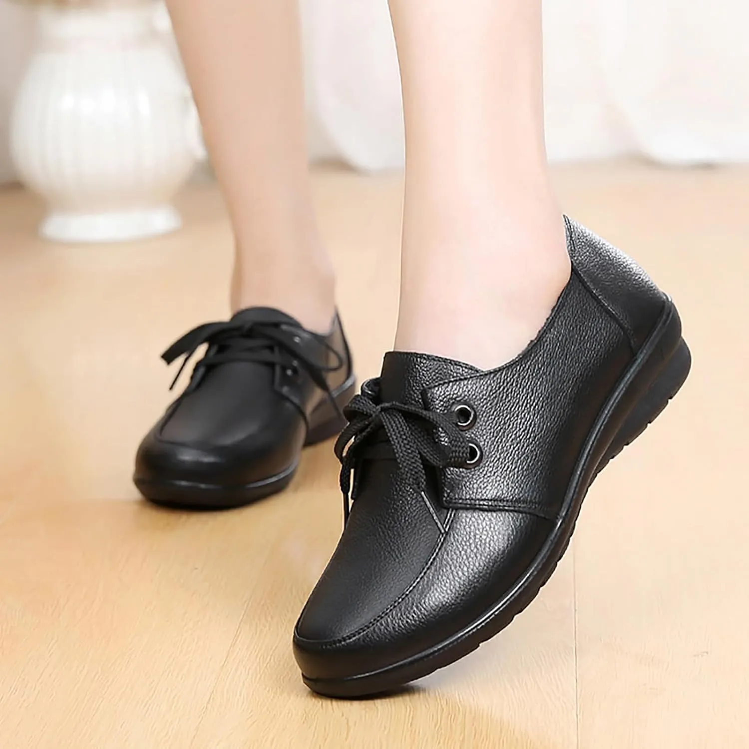 AUNTHUI Women's Soft Leather Comfortable Casual Shoes,Work Dress Office Penny Shoes,Fashion Round Toe Lace-Up Walking Shoes,Winter Non-Slip Fleece Mama Shoes