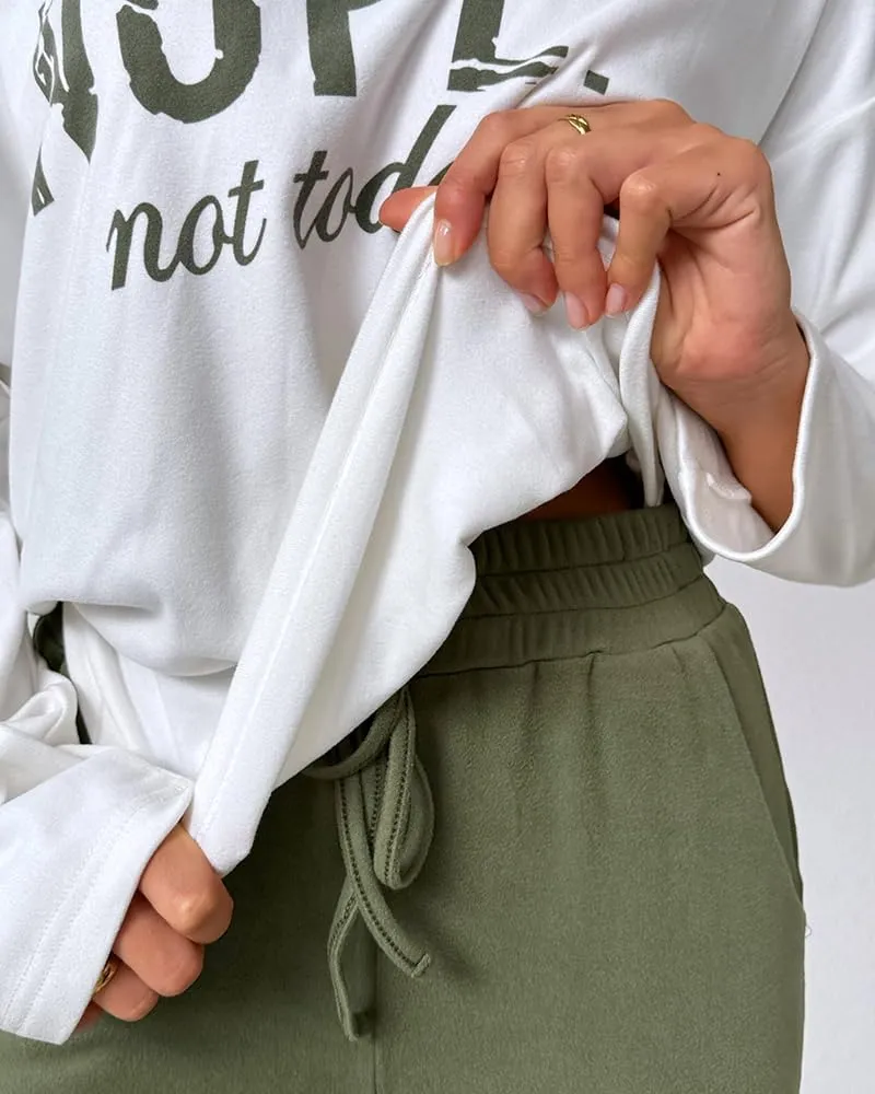 CHICME BEST SHOPPING DEALS Chic Me Women Long Sleeve Crewneck Pullover Tops and Pants Set Tracksuit Fall Outfit