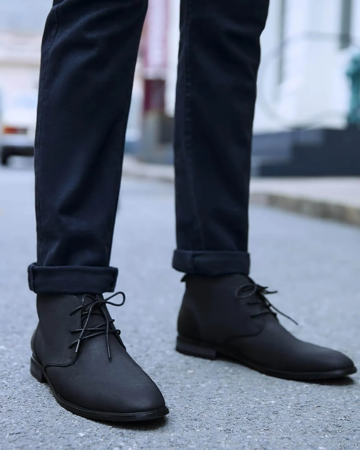 Coutgo Mens Chukka Boots Dress Desert Ankle Boots Lace Up Suede Stacked Low Heel Mid Top Booties Shoes