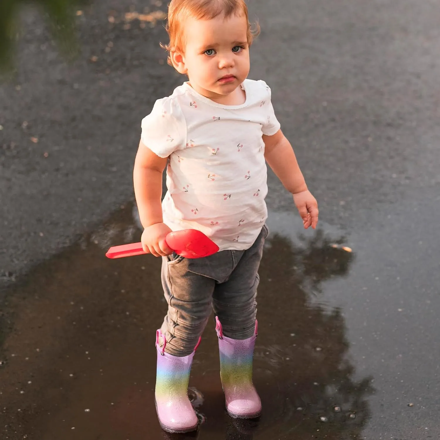 HISEA Kids Rain Boots for Boys Girls, Waterproof Lightweight Rain Boots Light Up by Steps for Water Beach Outdoor Playing (Toddler/Little Kid/Big Kid)