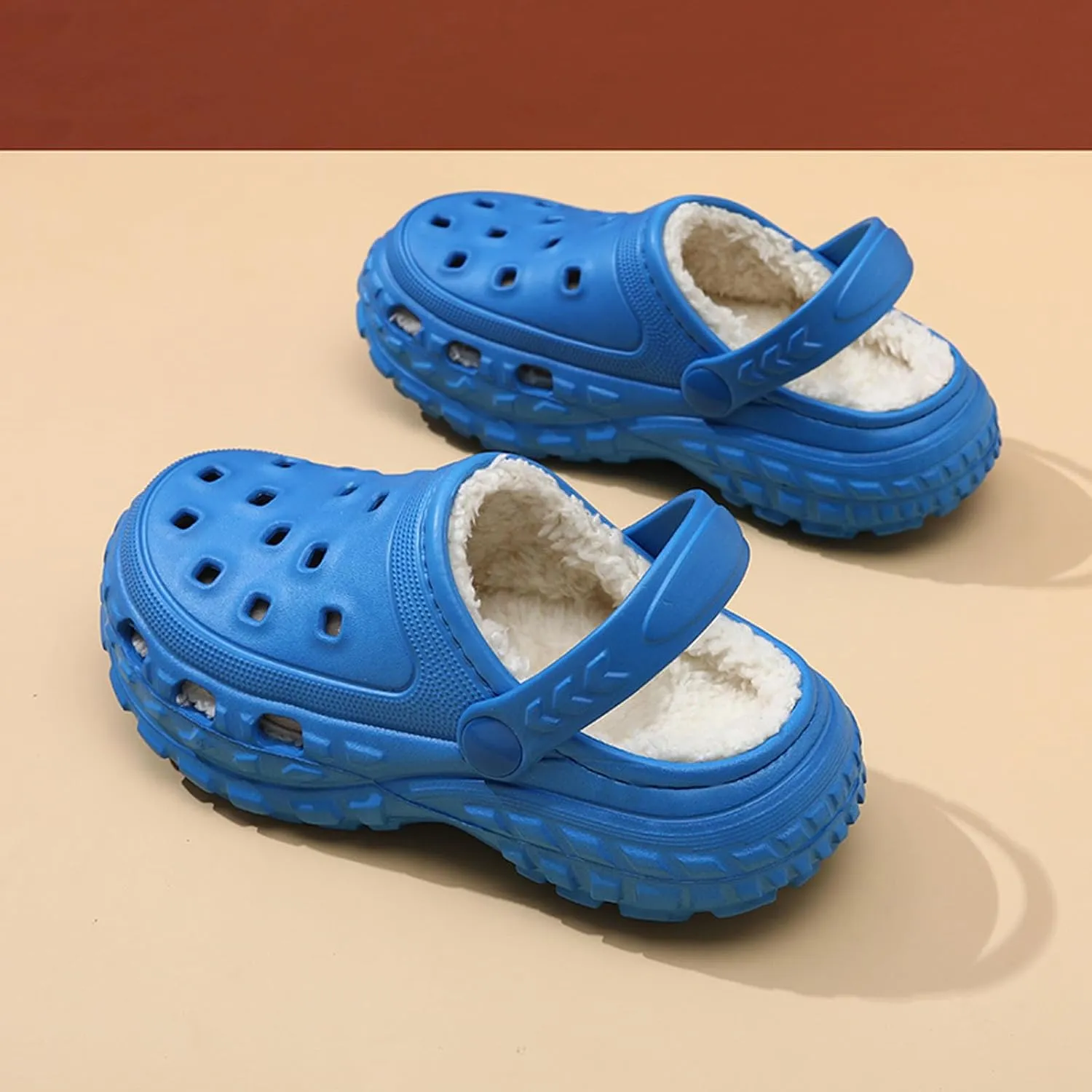 Kids Fur Lined Clogs Winter Warm Plush House Slippers Home Slippers Slip On Garden Shoes Indoor Outdoor Mules for Boys Girls