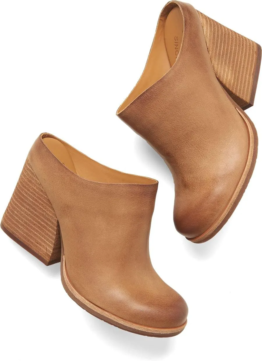KORK-EASE Challis Heeled Mule - Contemporary Mule with Sculpted Chunky Heel