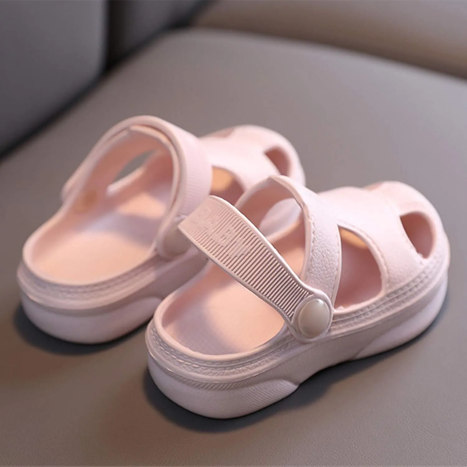 MEMON Baby Boys Girls Clogs Slippers Toddler Slip On Lightweight Sandals Shockproof Girls Summer Pool Beach Shoe