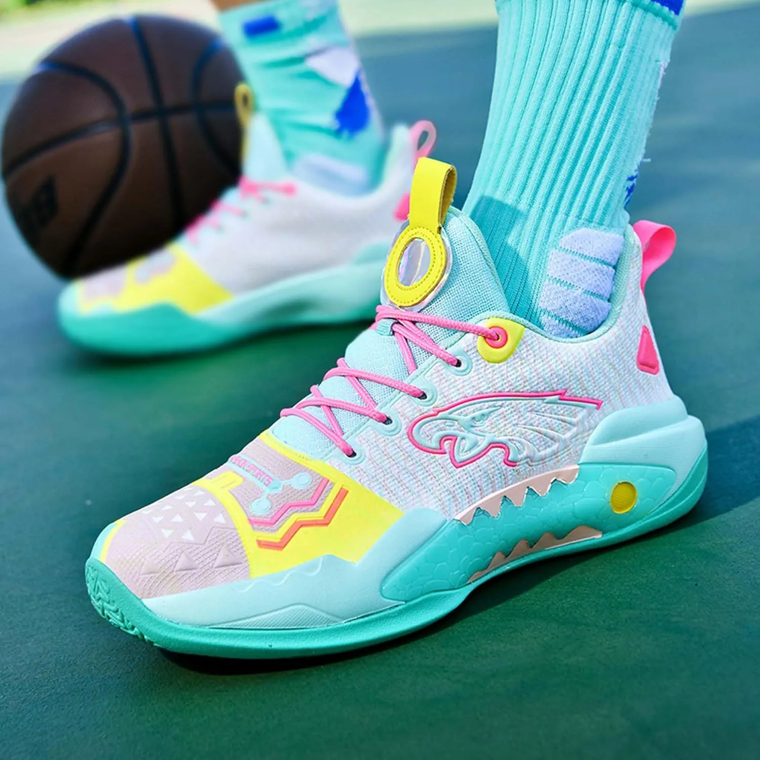 Men's Basketball Shoes Indoor or Outdoor Non-Slip Rebound Training Sneakers Women's Lightweight Breathable Fitness Tennis Running Shoes Outdoor Fashion Fluorescent Shoes