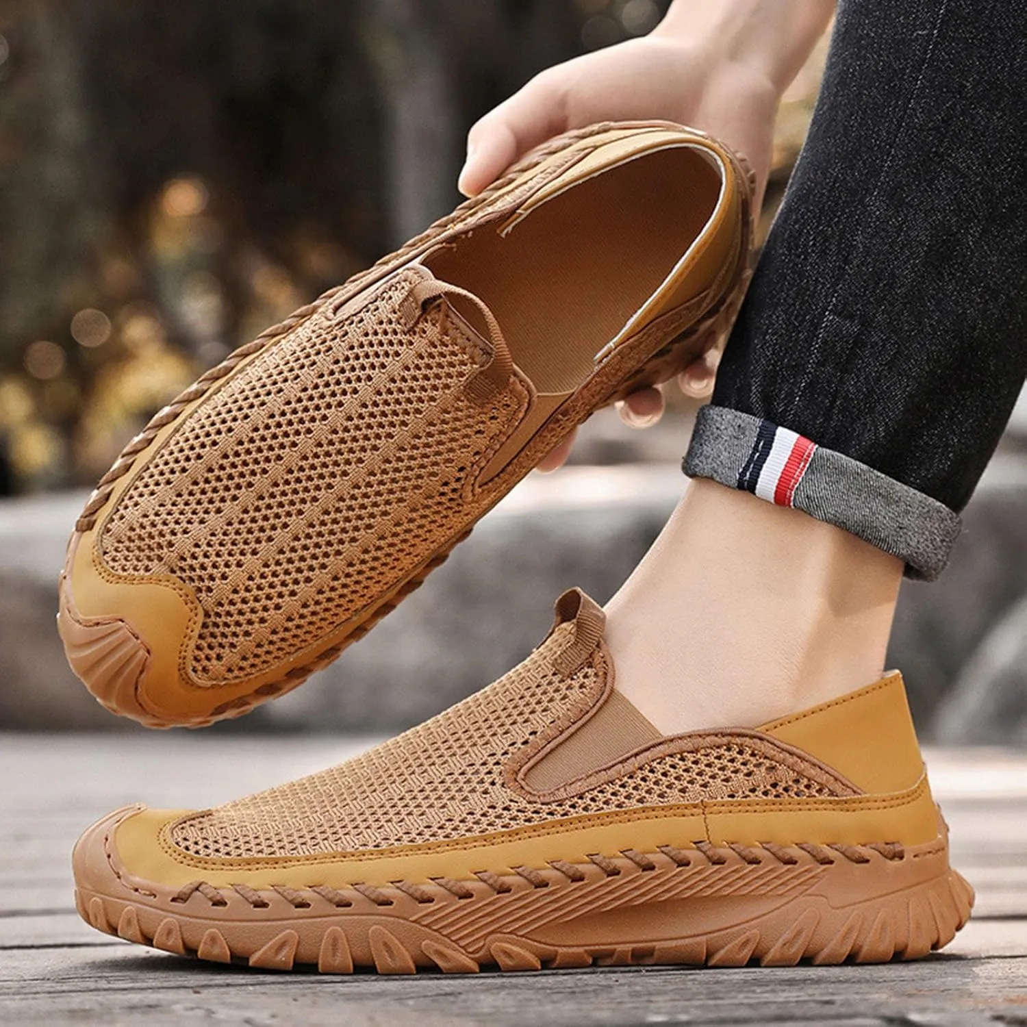 Men's Casual Handmade Breathable Hollow Mesh Loafers Outdoor Lightweight and Fashionable Soft Soled Driving Shoes