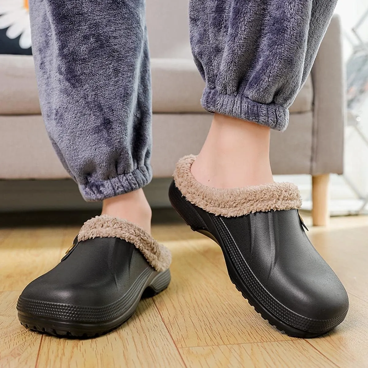 Mens Fur Lined Clogs Womens House Slippers Waterproof Garden Clogs Shoes Winter Warm Plush Home Bedroom Slippers Indoor Outdoor Mules