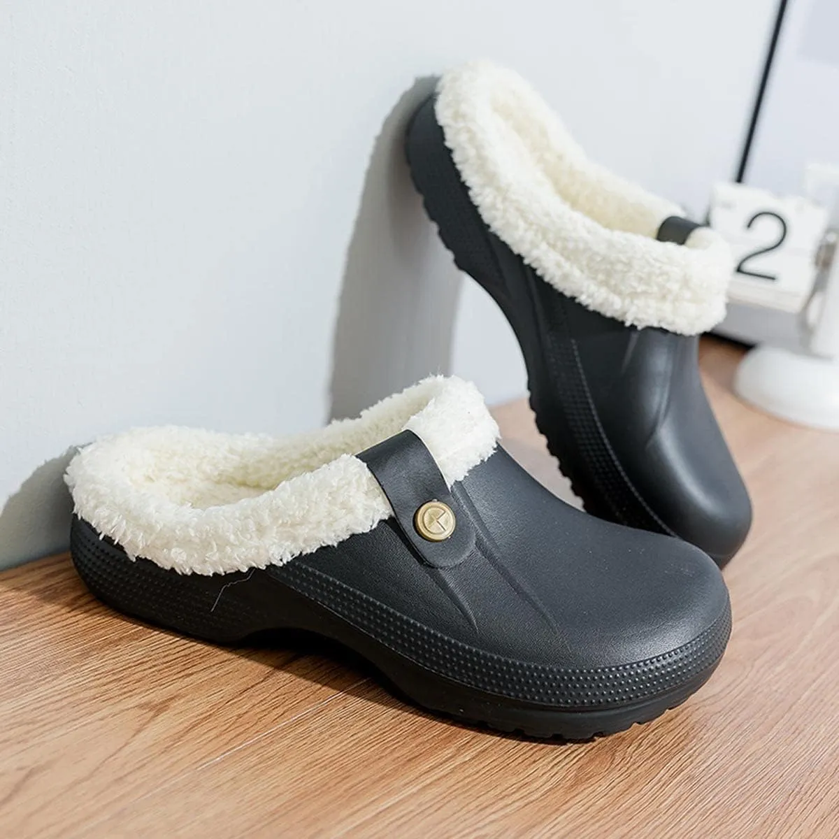 Mens Fur Lined Clogs Womens House Slippers Waterproof Garden Clogs Shoes Winter Warm Plush Home Bedroom Slippers Indoor Outdoor Mules
