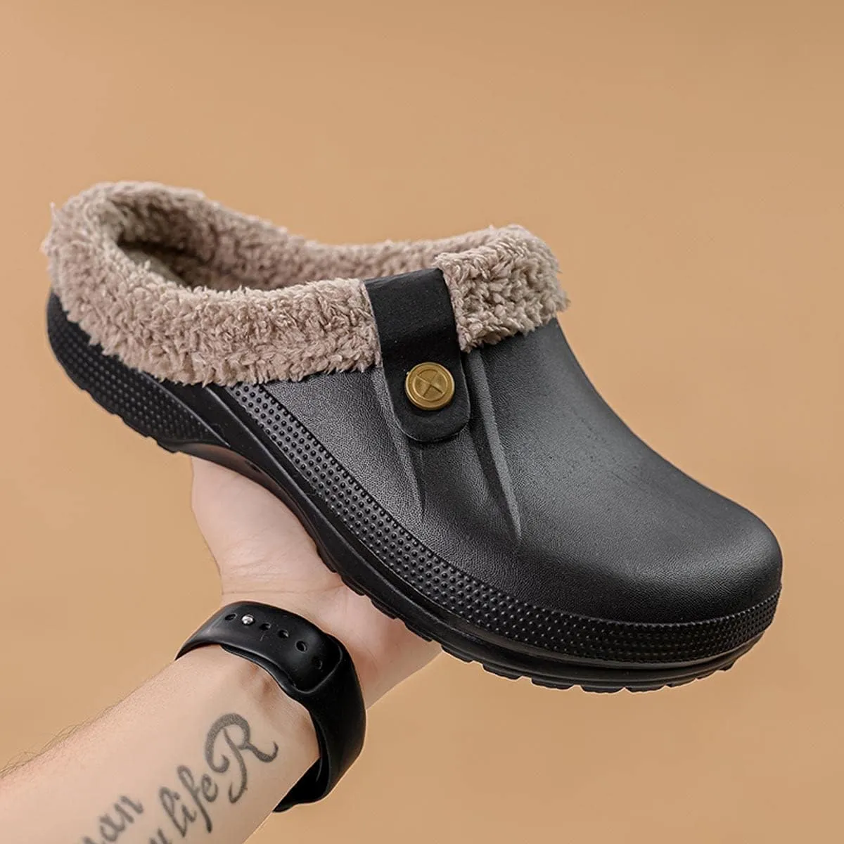 Mens Fur Lined Clogs Womens House Slippers Waterproof Garden Clogs Shoes Winter Warm Plush Home Bedroom Slippers Indoor Outdoor Mules