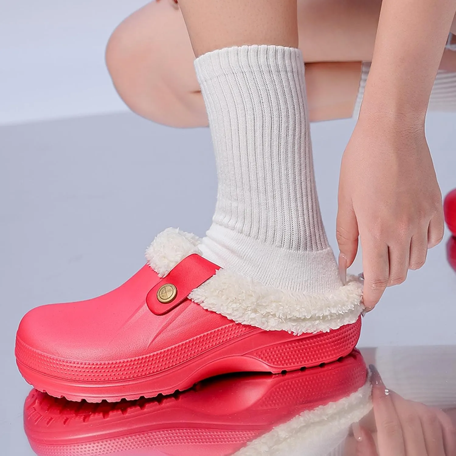 Mens Fur Lined Clogs Womens House Slippers Waterproof Garden Clogs Shoes Winter Warm Plush Home Bedroom Slippers Indoor Outdoor Mules