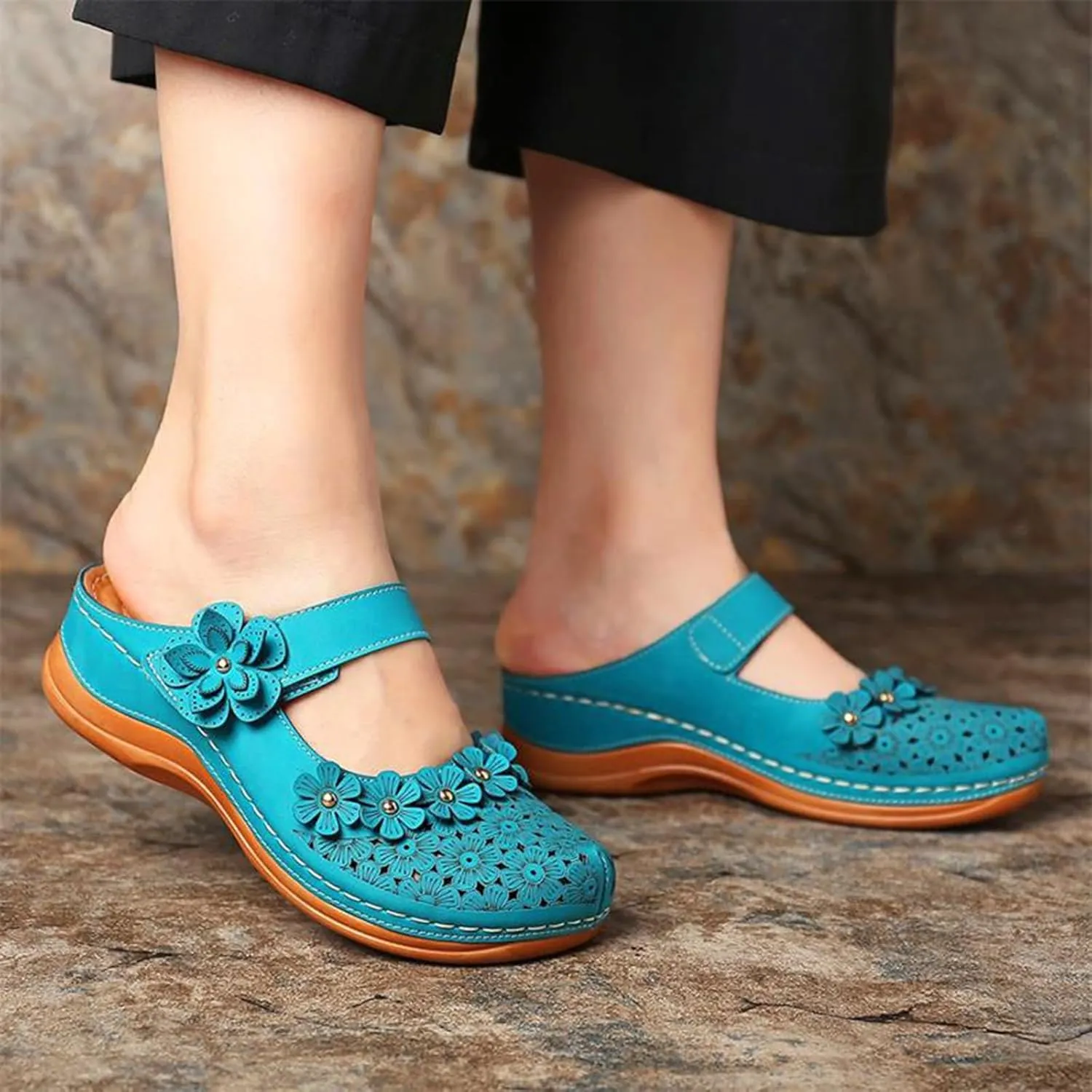 Mules for Women Wedge Sandals Comfortable Dressy Summer Closed Toe Casual Slip On Shoes with Adjustable Hook Loop Heel Sandal Mule Clogs Low Orthopedic Round Head Anti-Slip Soft Bottom Footwear