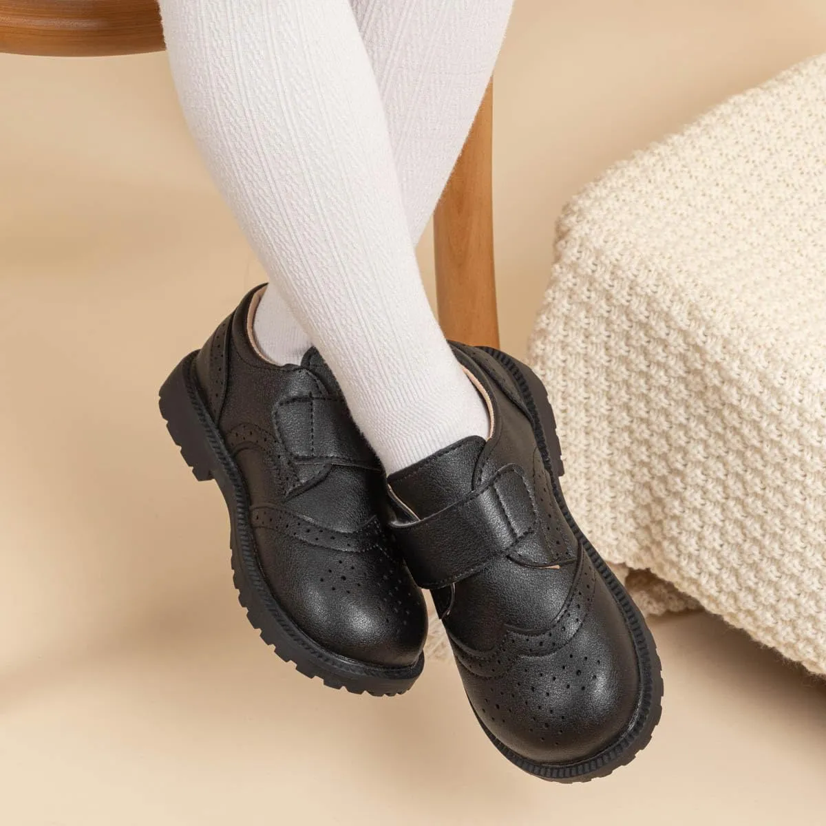 ohsofy Girls Oxford Flats Dress Shoes Casual Penny Loafers Comfort Non-Slip Sole Wedding Party School Uniform (Toddler/Little Kid)