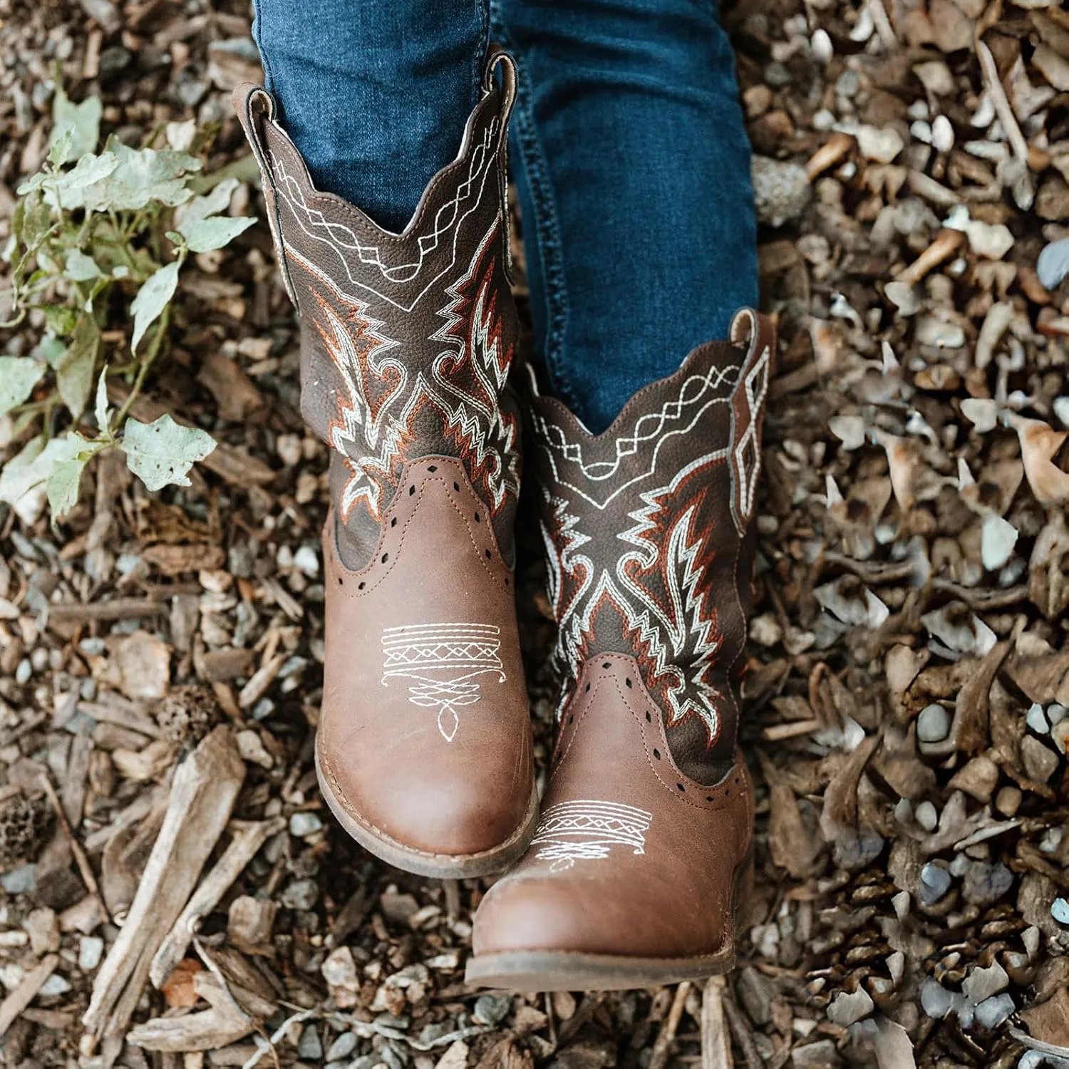 Rollda Kids Cowboy Boots Western Round Toe Cowgirl Boots for Boys Girls Toddler/Little Kid/Big Kid