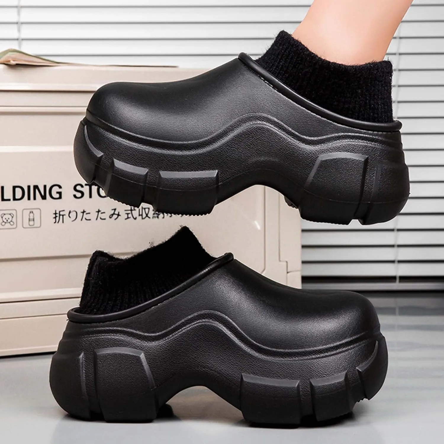 SECHRITE Womens Lined Platform Clogs 2 Inchs Hight Heels Slippers Winter Warm Wedge Mules Clog