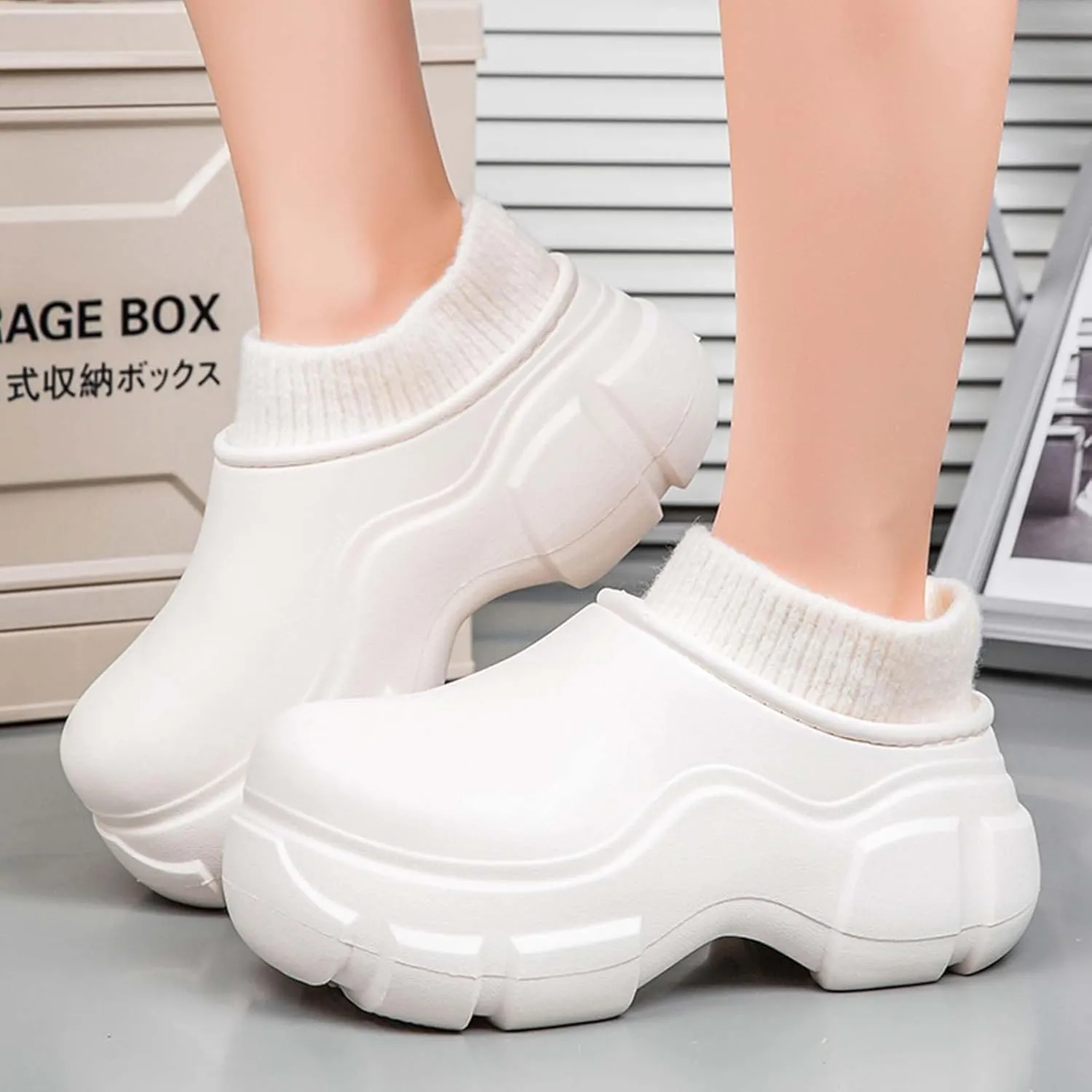 SECHRITE Womens Lined Platform Clogs 2 Inchs Hight Heels Slippers Winter Warm Wedge Mules Clog
