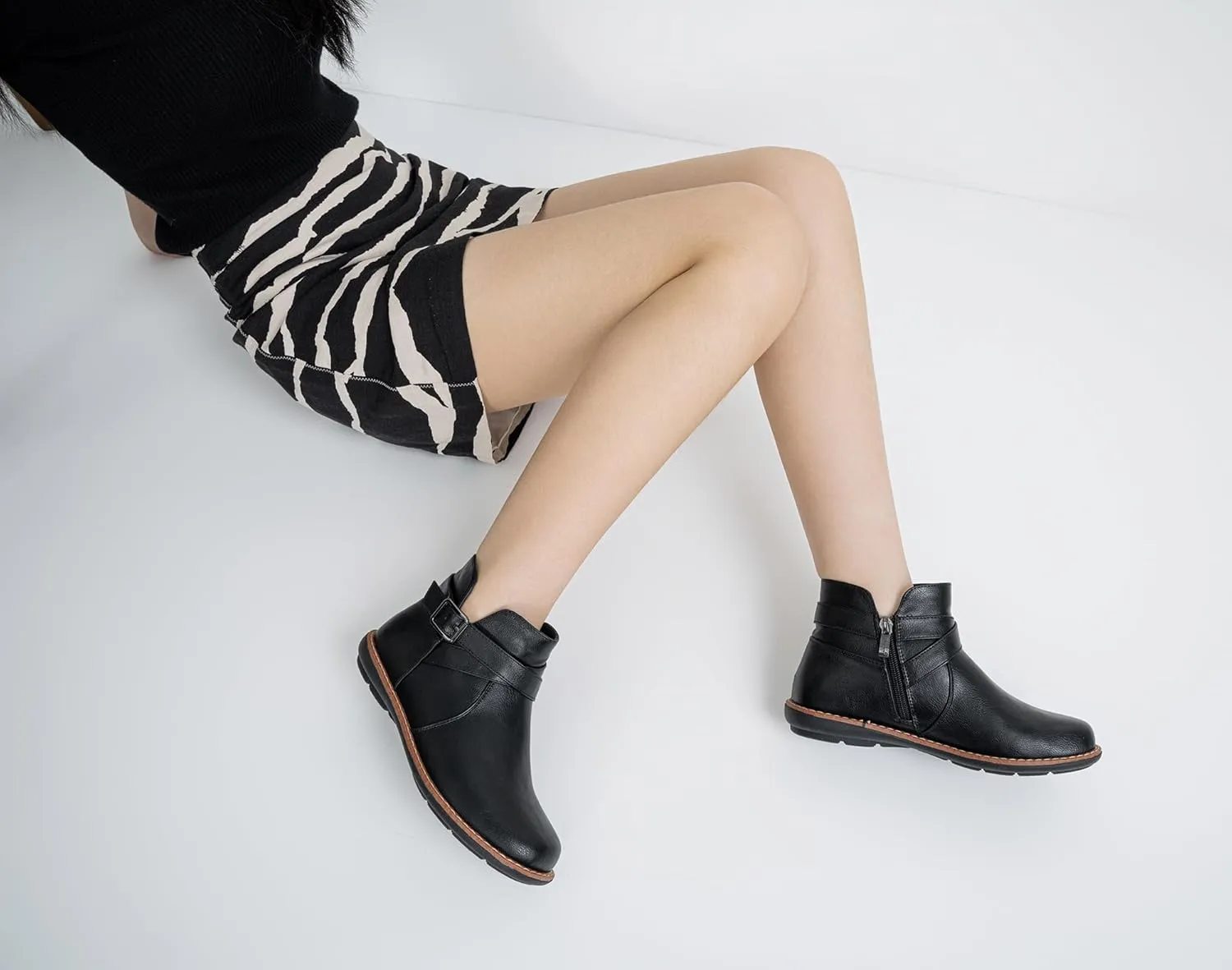 Vepose Womens 9005 Flat Ankle Boots, No Heel Round Toe Short Booties