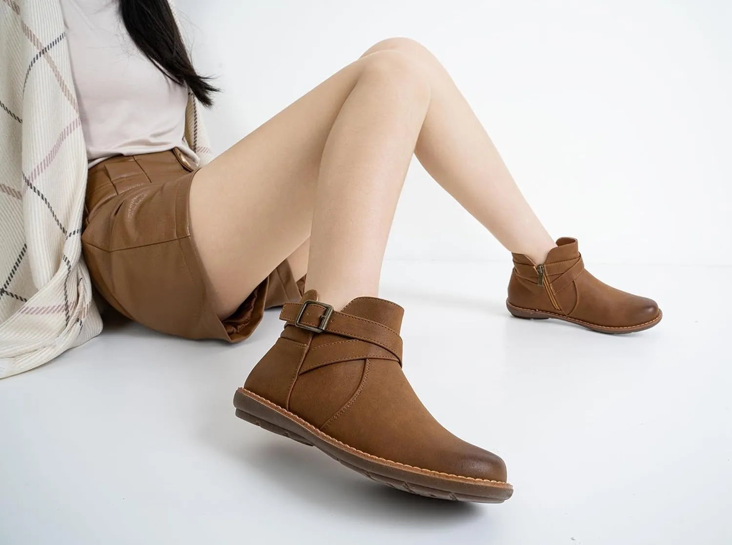 Vepose Womens 9005 Flat Ankle Boots, No Heel Round Toe Short Booties