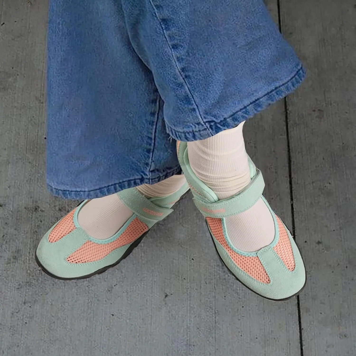 WateLves Water Shoes Women Men Amphibious Hiking Sandals Closed Toe Barefoot Beach Mary Jane Walking Shoes
