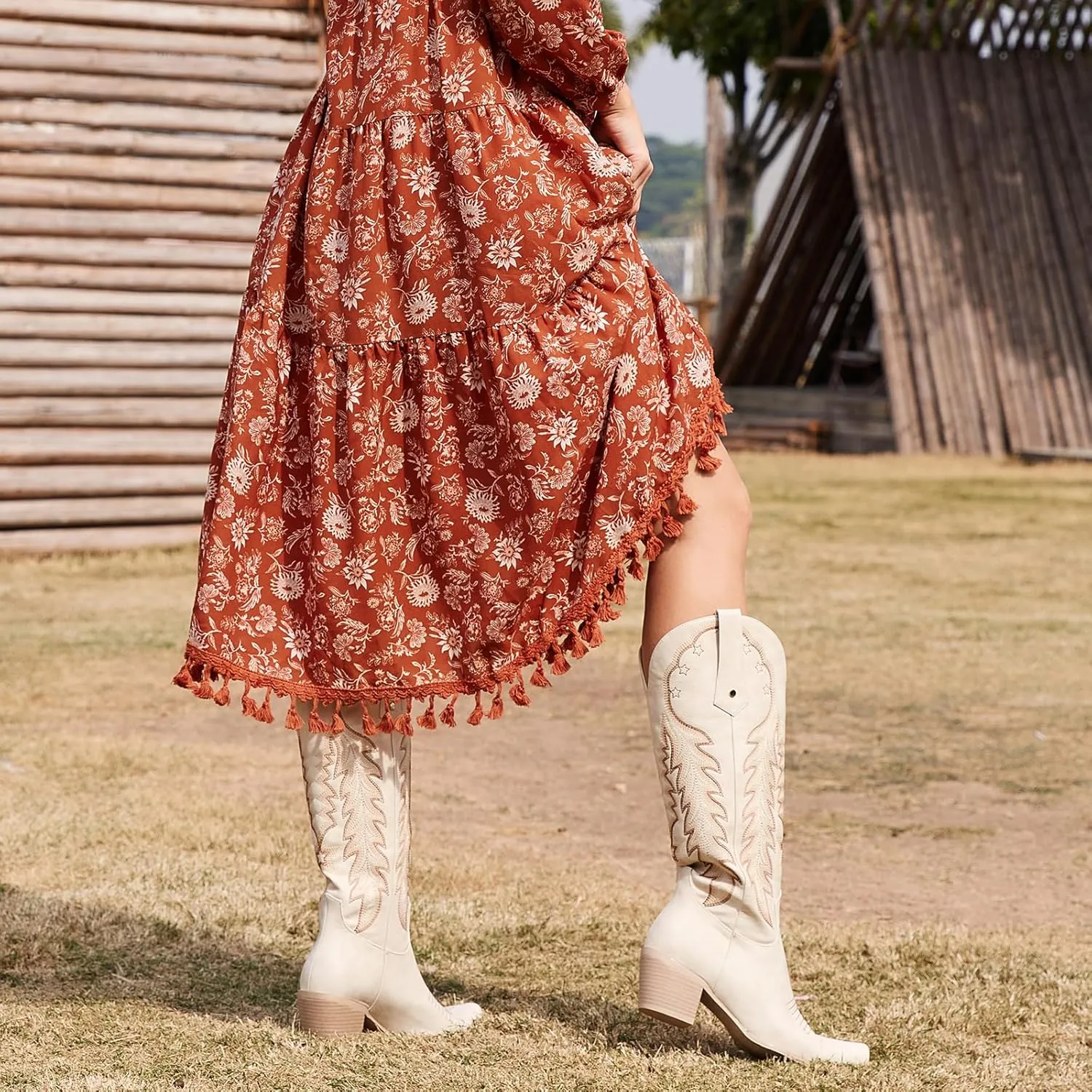 wetkiss Cowboy Boots for Women Knee High Cowgirl Boots Retro Embroidered Chunky Heels Pointed Toe Western Long Tall Boot Pull On