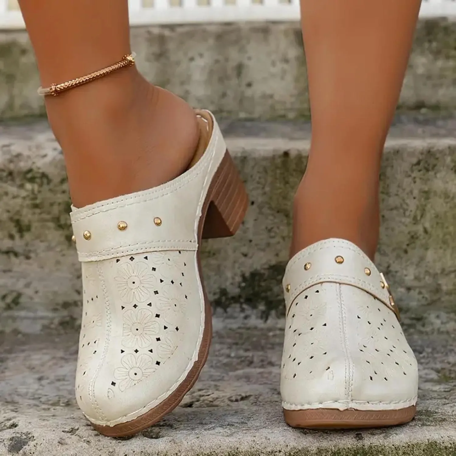 Women's Floral Cut Out Sandals,Closed Toe Chunky Heel Mules Fashionable Simple Comfortable Summer Stylish Footwear for Summer Vacation & Parties