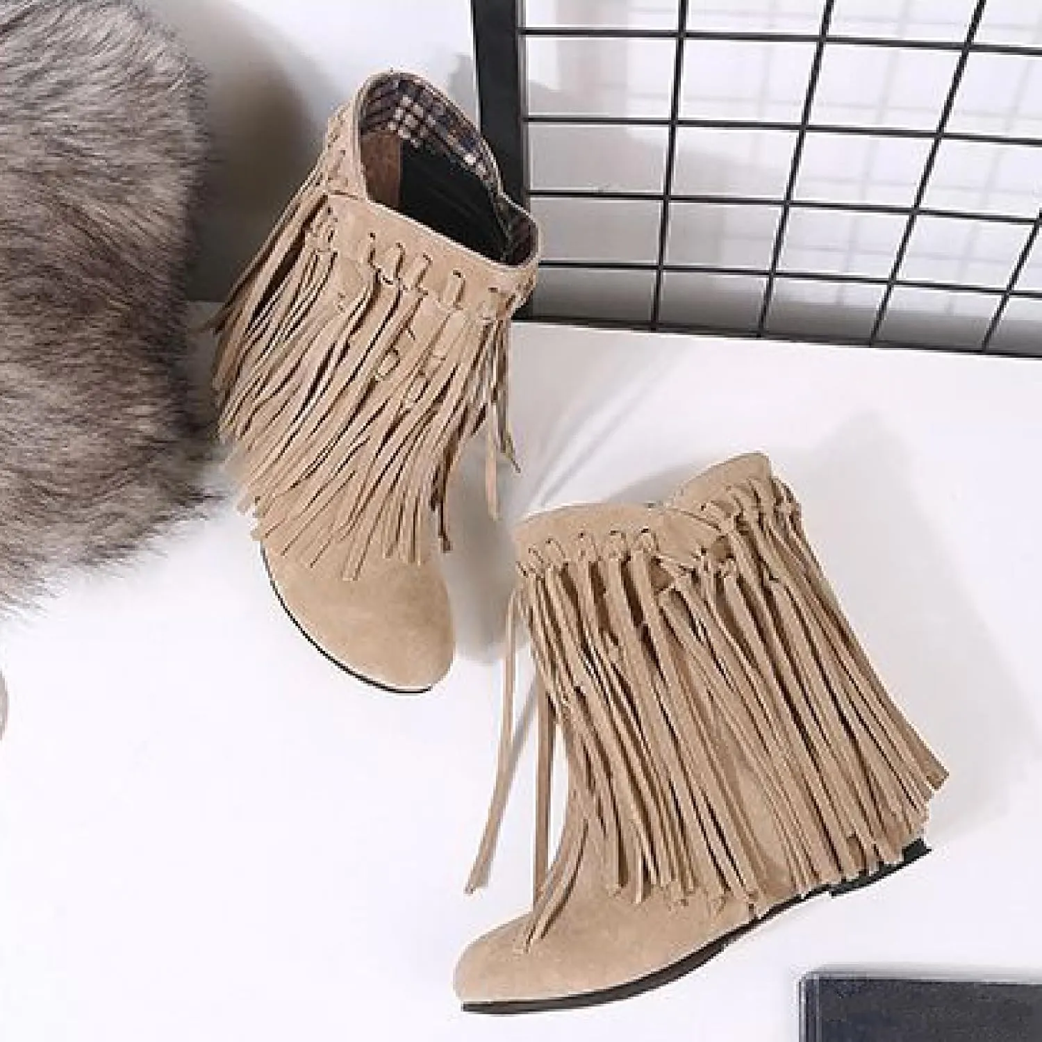 Women's Suede Tassel Fringe Flat Ankle Boots Sexy Pointed Toe Warm Fur Lining Pull-on Low Heel Internal Height Increase Moccasin Booties Fall Winter Outdoor Dress Mid Calf Boots