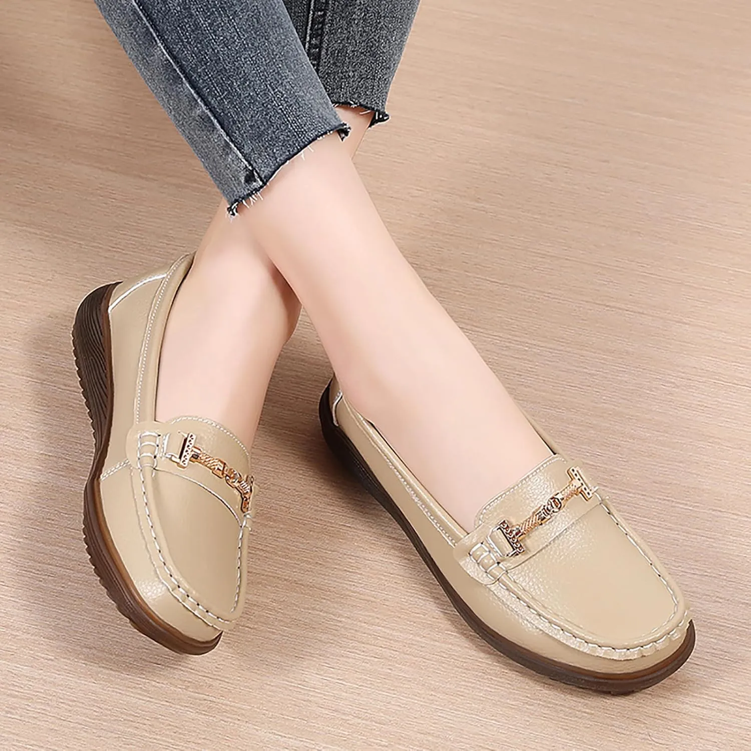 Women's Wide Width Loafers Comfort Slip on Shoes Walking Shoes for Ladies Mocassins Driving Shoe