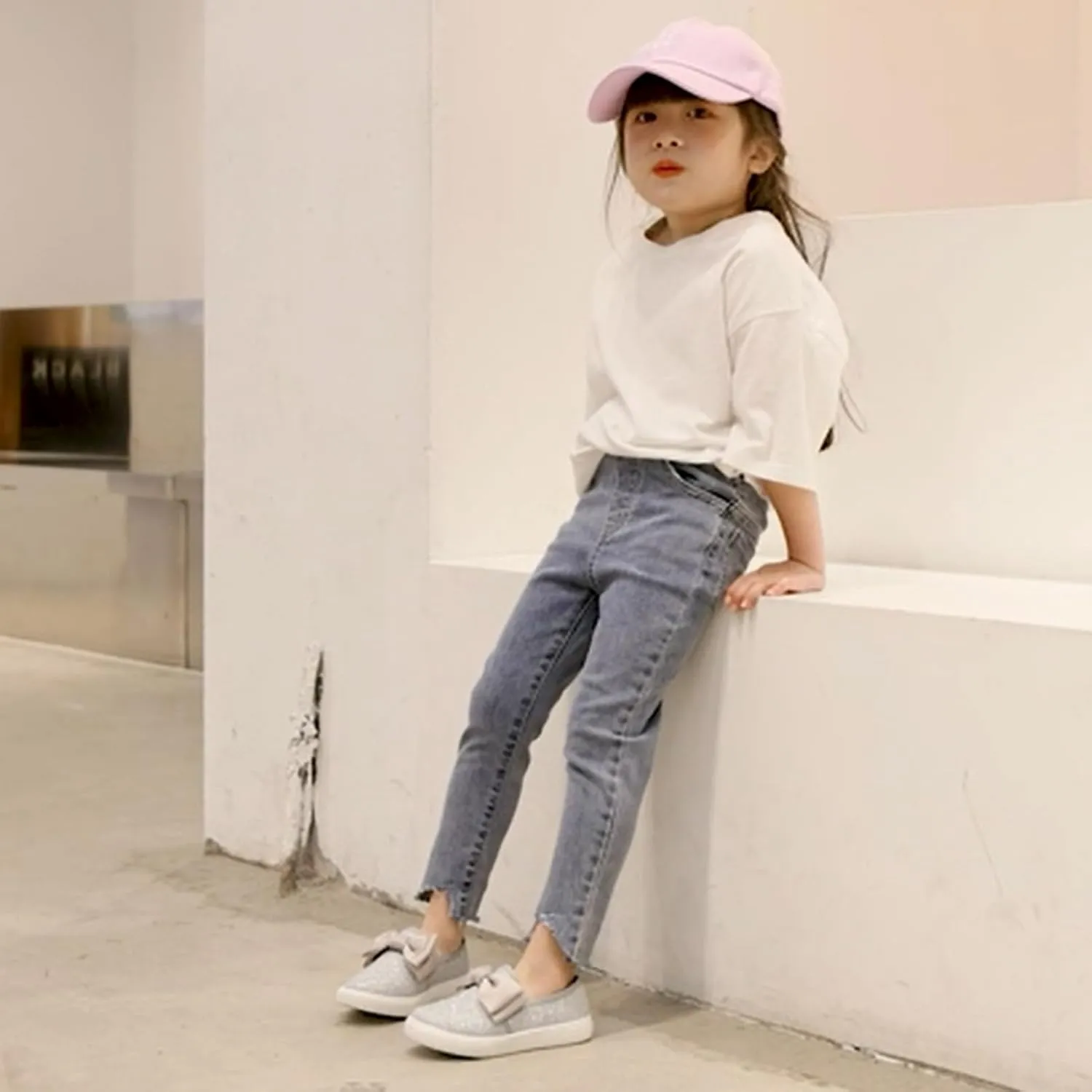 WUIWUIYU Girls Toddlers School Uniform Shoes Loafers Sneakers Slip on Bow Sparkly Walking Casual Glitter Shoe Flats